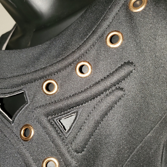 Black dress - Picture 2 of 2